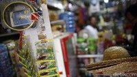 Bumbu masak siap saji asal Malaysia laku keras.