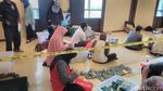 Foto: Saat Jemaah First Travel Mencari Paspor