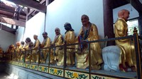 Foto: Ruangan patung Buddha beraneka wajah ini juga dilindungi oleh kamera CCTV yang dipasang di setiap sudut ruangan (Wahyu/detikTravel)