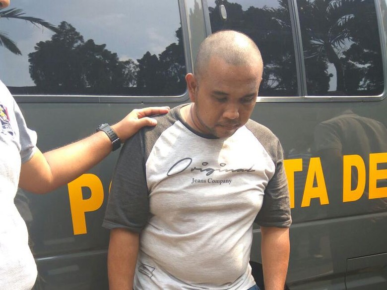 Polisi Tangkap Boy Perampok dan Pemerkosa Wanita di Depok Polisi Tangkap Boy Perampok dan Pemerkosa Wanita di Depok