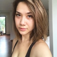 After run face #bungacitralestari #bareface #nomakeup,” tulis BCL di keterangan foto yang memperlihatkan wajahnya tanpa makeup. BCL tampak tidak ragu memperlihatkan wajah aslinya tanpa makeup yang dihiasi kantung mata.