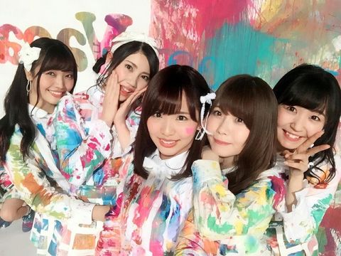 Penyanyi Idol Jepang Ini Minta Fans Pakai Deodoran Sebelum Bertemu dengannya
