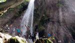 Foto: Memuji Dewi Cinta