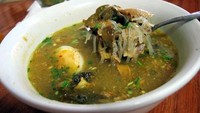Pulau Madura punya racikan soto daging yang gurih berkuah bening. Meskipun sederhana soto Madura selalu bikin ketagihan. Cek resep membuatnya DI SINI!Foto: Istimewa