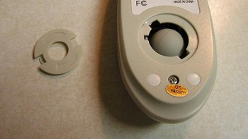 Mouse pada zaman itu masih memakai bola. Kadang harus dibersihkan karena kotor dan cursor menjadi kemana-mana. Foto: istimewa