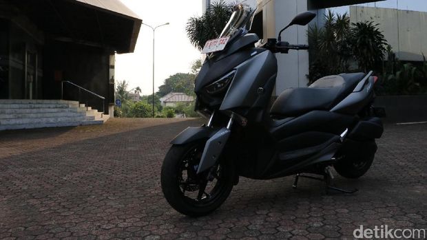 Yamaha Xmax