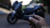 7. Menggunkan sistem kunci tanpa anak kunci (Keyless) Foto: Khairul Imam Ghozali