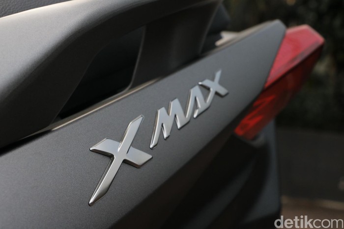 Yamaha XMAX