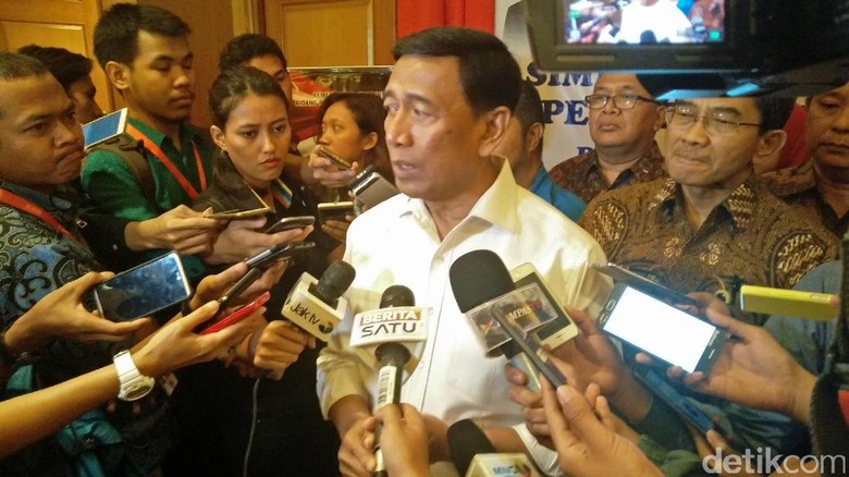 Pernyataan Lengkap Wiranto Soal G30SPKI dan Pembelian Senjata oleh BIN Pernyataan Lengkap Wiranto Soal G30SPKI dan Pembelian Senjata oleh BIN