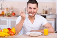 Kalau Ingin Langsing, Sebaiknya Sarapan Setiap Pagi