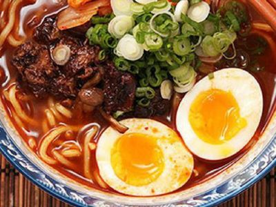 Suka Ramyun? 9 Racikan Mie Instan Korea Ini Benar-benar Bikin Ngiler!