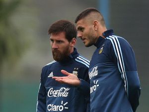 Messi-Icardi dan Kisah Perebut Istri Orang