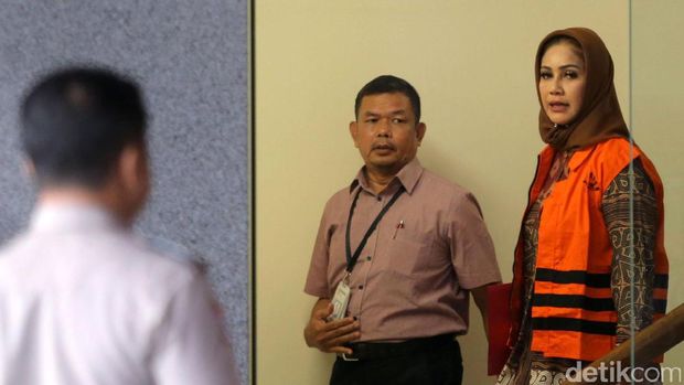 Usai Jenguk Bunda Sitha, Sekjen PAN: Dia Banyak Beribadah