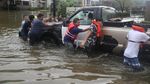 Foto-foto Heroik Evakuasi Korban Badai Harvey