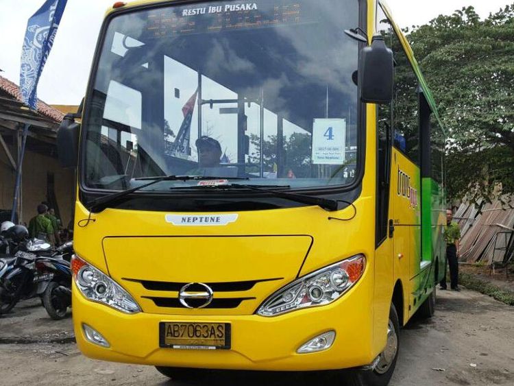 Cakep! Bus Hino Ini Jadi Trans Jogja