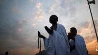 Aktivitas di wukuf di Arafah akan berakhir pada Maghrib 9 Dzulhijjah atau Jumat 1 September 2017. REUTERS/Suhaib Salem.
