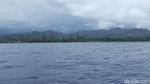 Foto: Main Air Sampai Puas di Pulau Nusa Ra