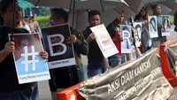 Para aktivis JSKK juga memperingati Hari Anti Penghilangan Paksa Sedunia yang jatuh pada tanggal 30 Agustus kemarin.