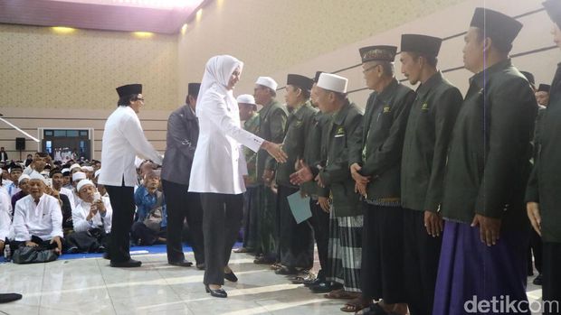 Bupati Jember Ajak Ribuan Guru Madin Cetak Generasi Qurani