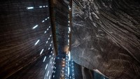 Sempatkan pula mengunjungi museum yang berisi 3 ruang tambang: Terezia, Anton, dan Rudolf yang masing-masing sedalam 120 meter, 108 meter, dan 42 meter di bawah permukaan tanah. Keren! (Thinkstock)