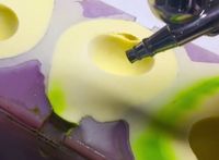 Kreatif! Dessert Alpukat Ini Tampilannya Persis Alpukat Asli