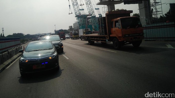 Arus Balik Libur Tahun Baru, Tol Cikampek-Jakarta Terpantau Lancar