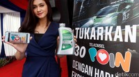 Telkomsel menandatangani kerjasama dengan Oli Pertamina Fastron di Jakarta, Kamis (31/8/2017). Kerjasama tersebut berupa penukaran 30 Telkomsel POIN dengan 3 liter oli pelumas Fastron di bengkel-bengkel yang ditunjuk.