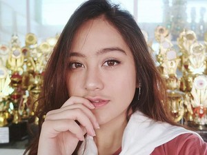 7 Fakta Salshabilla Adriani, Artis yang Tabrak Mobil Diduga karena Mabuk