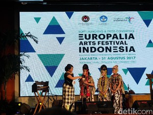 Ratusan Seniman Meriahkan Festival Europalia 2017