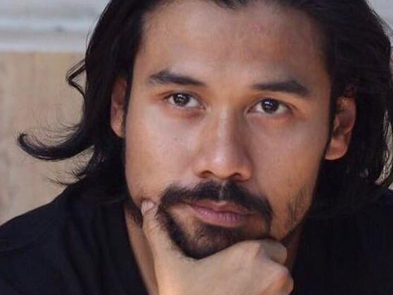Sudah Tampil Garang Ingin Pelesiran, Chicco Jerikho Malah Ketinggalan Pesawat Sudah Tampil Garang Ingin Pelesiran, Chicco Jerikho Malah Ketinggalan Pesawat