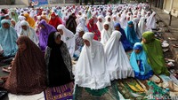 Salat Idul Adha berlangsung khusyuk.