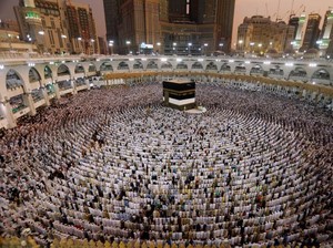 Arab Saudi Setop Umrah dan Kunjungan ke Madinah, Nasib Jemaah?