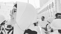Berbeda dengan yang lainnya, Risty Tagor mendapatkan kesempatan untuk memenuhi undangan Allah dengan pergi haji. Foto: Instagram Risty Tagor