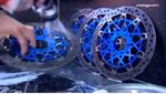 Melihat Proses Motor MotoGP Dicuci, Detail Banget