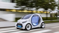 Vision EQ Fortwo Concept terbaru ini akan dilengkapi dengan teknologi otonom sehingga bisa berjalan sendiri tanpa kendali sopir manusia. Foto: Dok. Smart
