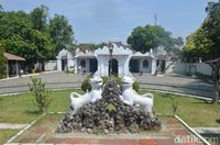Libur Panjang, Keraton Kasepuhan Cirebon Jadi Favorit Wisatawan