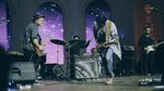 Aksi Panggung Rendy Pandugo di Showcase Album Debutnya