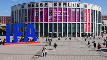 IFA 2017 diselenggarakan di Berlin Exhibition Grounds, Berlin, Jerman, pada 1-6 September 2017. Tiket masuk acara ini untuk pengunjung umum adalah 13 euro atau sekitar Rp 206 ribu.
