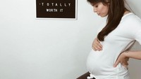Saat melihat foto-foto kehamilan yang cantik, Maya merasa itu tidak seperti yang dialaminya. Ia memilih menceritakan kondisi sebenarnya saat hamil. Seperti di usia kandungan 27 minggu saat kandung kemihnya terasa tak nyaman.Foto: Istimewa