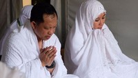Kapolri berdoa di Puncak ibadah haji. Foto: dok. Polri