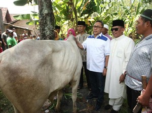 Ketua MPR: Idul Adha Momentum Tingkatkan Takwa dan Kesalehan Sosial