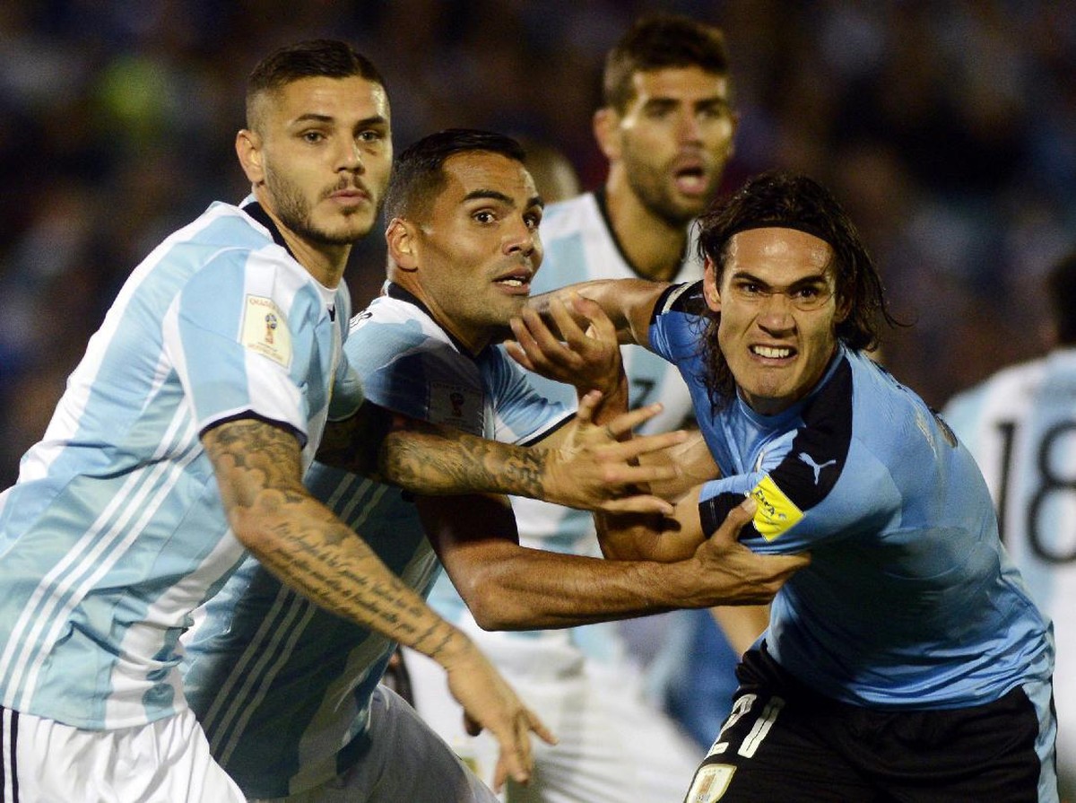 Uruguay vs Argentina di Kualifikasi Piala Dunia 2018 (Foto: Carlos Pazos/Reuters)