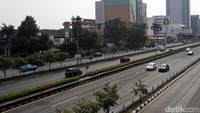 Jalan MT Haryono lancar.