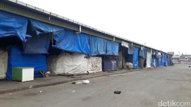 Pasar Induk Cipinang di hari pertama berlakunya HET