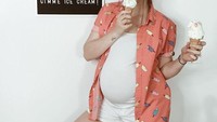 Es krim jadi incaran Maya saat dirinya hamil 35 minggu. Yang ia butuhkan hanya makanan enak untuk memanjakan dirinya.   Foto: Istimewa