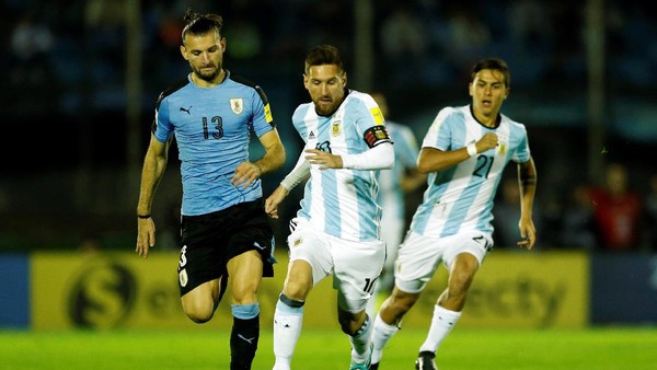 Suarez dan Messi Mandul, Uruguay Berbagi Angka dengan Argentina