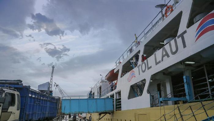 Kapal Ternak Tol Laut Kapal Ternak Tol Laut
