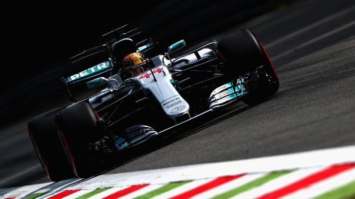 Pebalap Mercedes, Lewis Hamilton (Foto: Dan Istitene/Getty Images) Pebalap Mercedes, Lewis Hamilton (Foto: Dan Istitene/Getty Images)