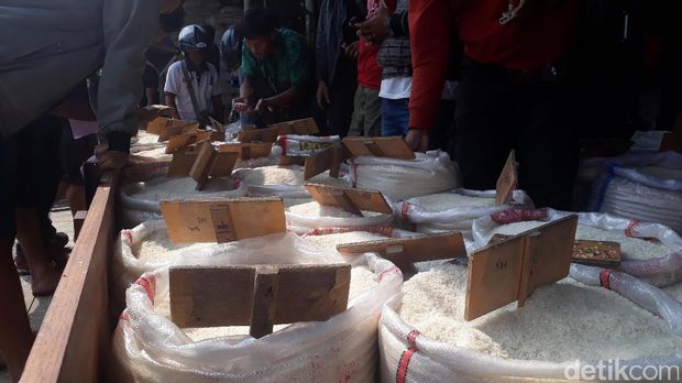 Pasar Induk Beras Cipinang