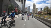 Bogota di Kolombia mewakili kawasan Amerika Latin sebagai kota paling nyaman untuk bersepeda. Sebanyak 5 persen dari 9 juta penduduk di kota tersebut memilih berpergian naik sepeda. Apalagi sejak tahun 1998, mantan walikota Bogota, Enrique Penalosa sudah membuat 200 km jalur sepeda (CNN Travel)